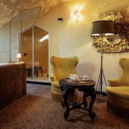 Pensao Madam's Lissabon