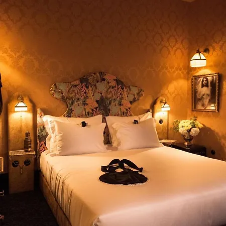 Pensao Madam's Affittacamere Lisbona