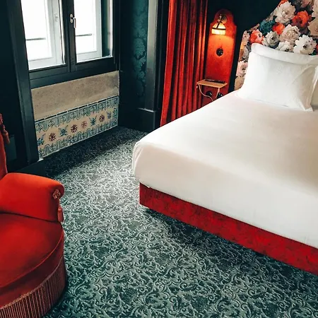 Pensao Madam's 4* Lisbona